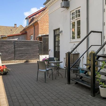 Sweethome Guesthouse Esbjerg Exterior photo