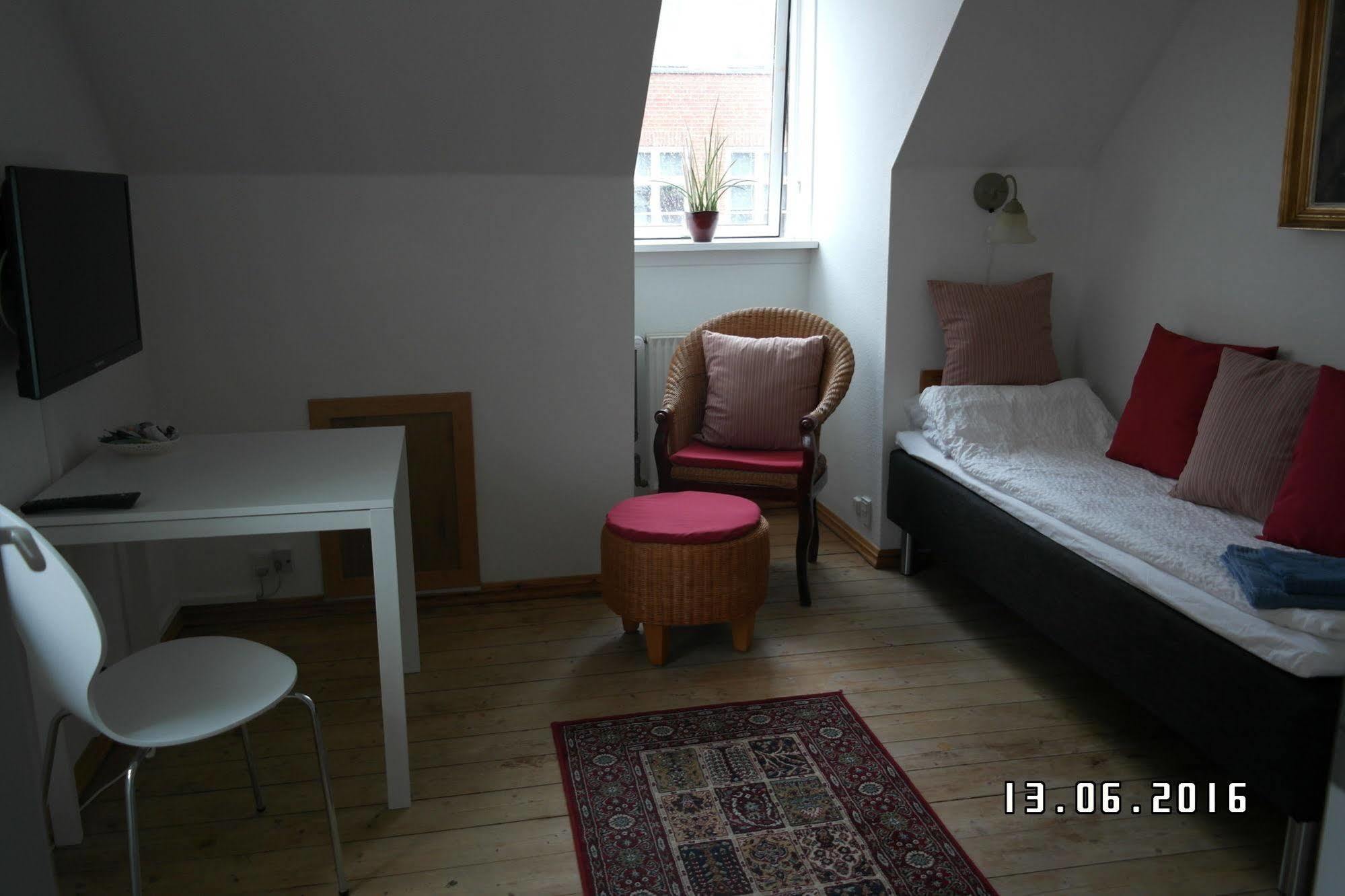 Sweethome Guesthouse Esbjerg Exterior photo