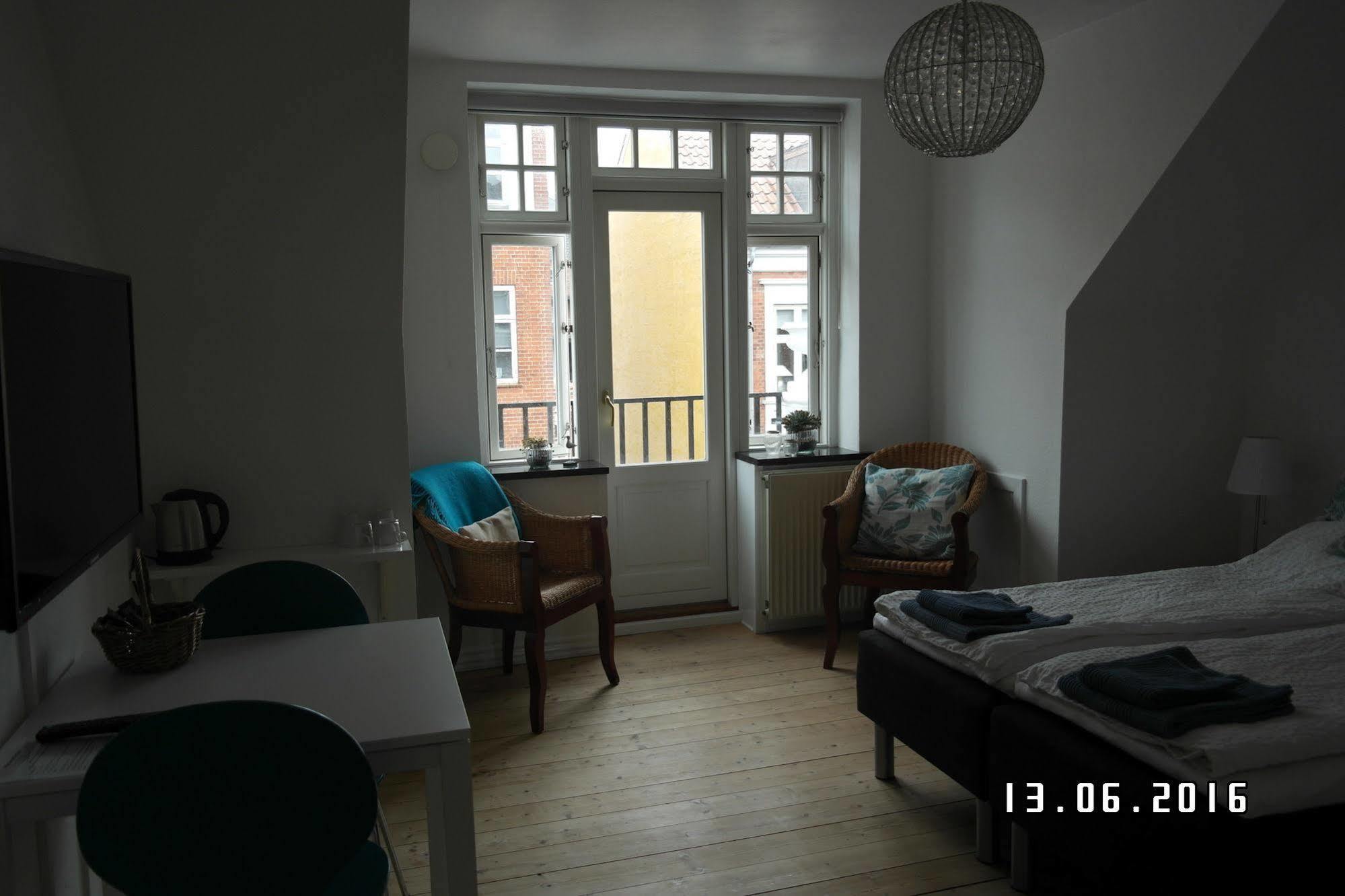 Sweethome Guesthouse Esbjerg Exterior photo